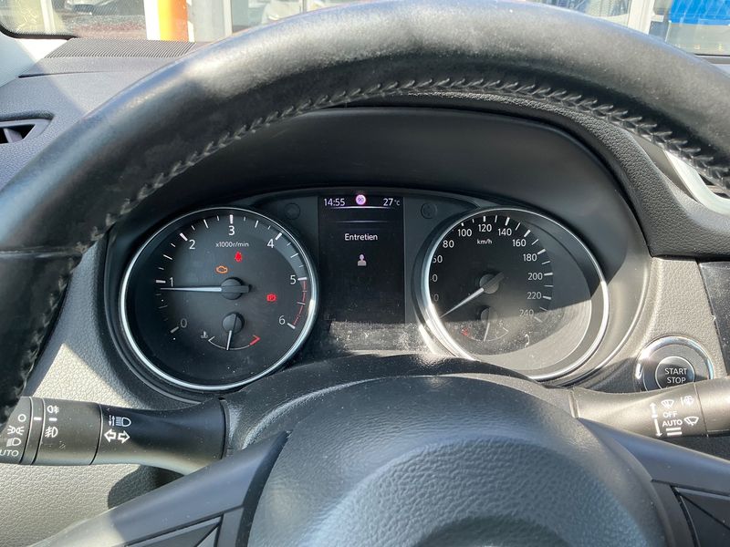Nissan Qashqai 1.6 dCi Tekna + 2018 – снимка 18