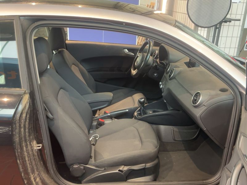 Audi A1 1.4 TDI 2015 – снимка 17