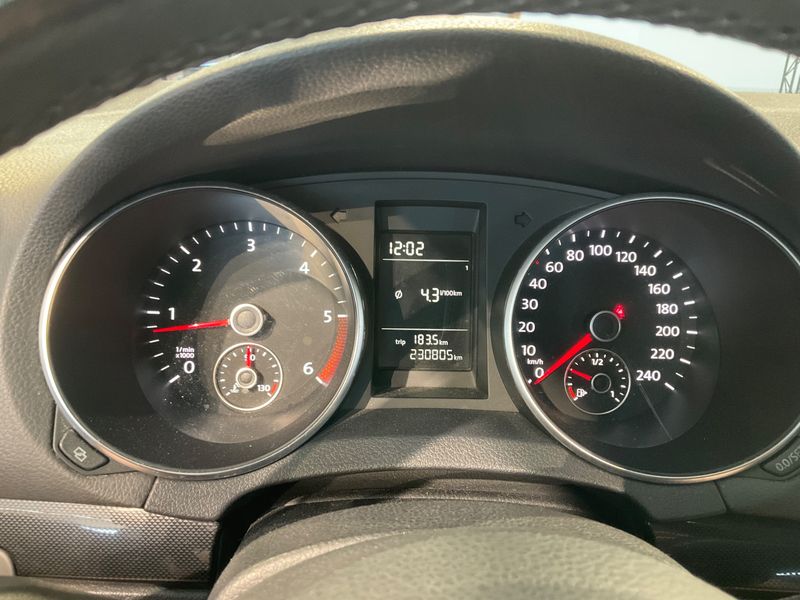 Volkswagen Golf VI 1.6 TDI Comfortline 2010 – снимка 4