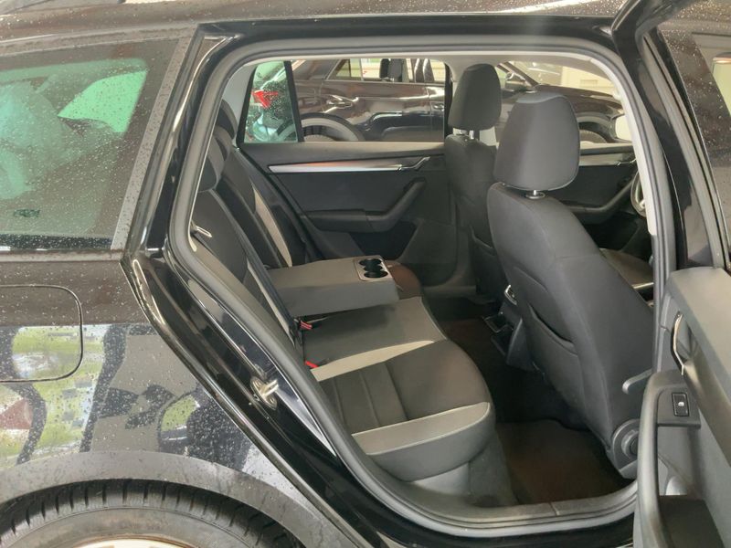 Skoda Octavia 1.4 TSI Ambition 2016 – снимка 20