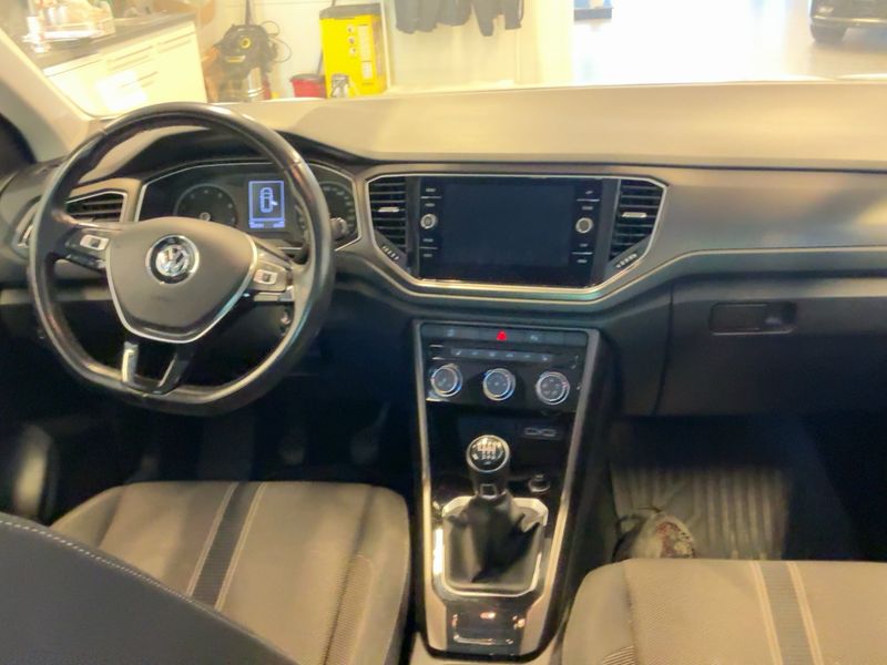 Volkswagen T-Roc 1.0 TSI Style 2018 – снимка 18