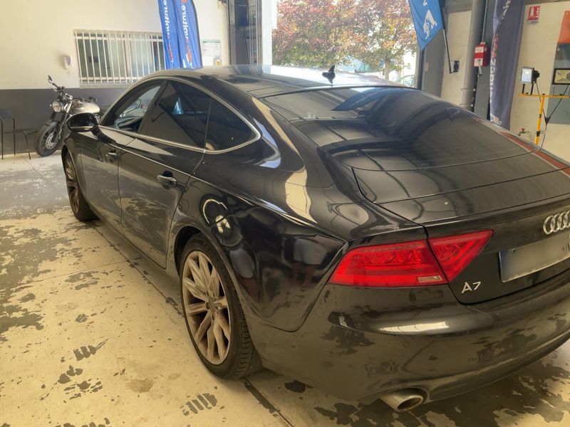 Audi A7 Sportback 3.0 V6 TDI quattro Ambition Luxe 2012 – снимка 6