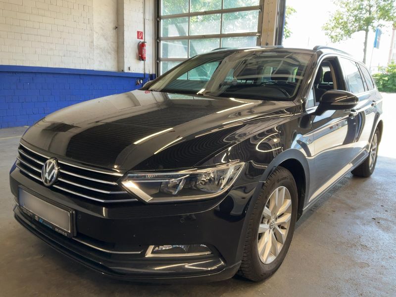 Volkswagen Passat 2.0 TDI Comfortline BlueMotion Tech 2018 – снимка 1