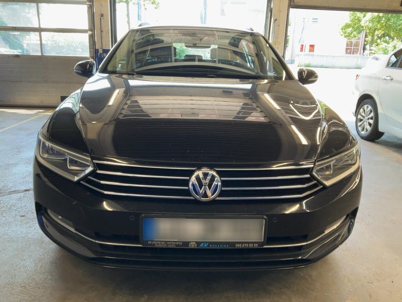 Volkswagen Passat 2.0 TDI Comfortline BlueMotion Tech 2018 – снимка 14