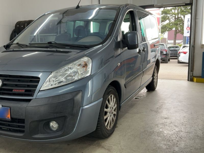Fiat Scudo 2.0 JTDM Panorama Executive L1H1 165 Multijet 2012 – снимка 2