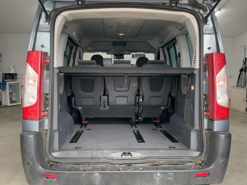Fiat Scudo 2.0 JTDM Panorama Executive L1H1 165 Multijet 2012 – снимка 15