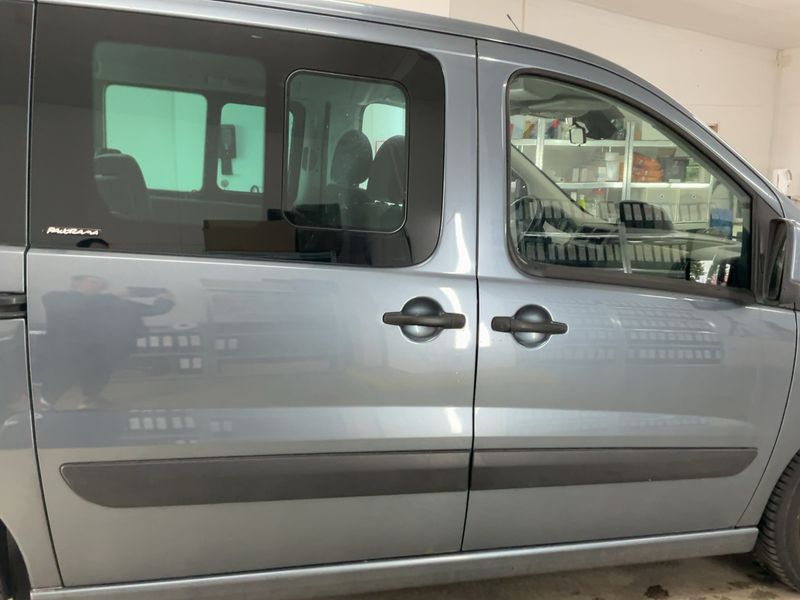 Fiat Scudo 2.0 JTDM Panorama Executive L1H1 165 Multijet 2012 – снимка 10