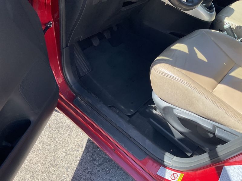 Toyota Verso 1.6 2012 – снимка 50