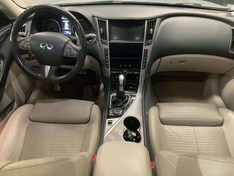 Infiniti Q50 2.0 Turbo Q50 Premium 2016 – снимка 17