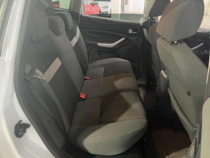 Ford Kuga 2.0 TDCi Trend 2011 – снимка 19