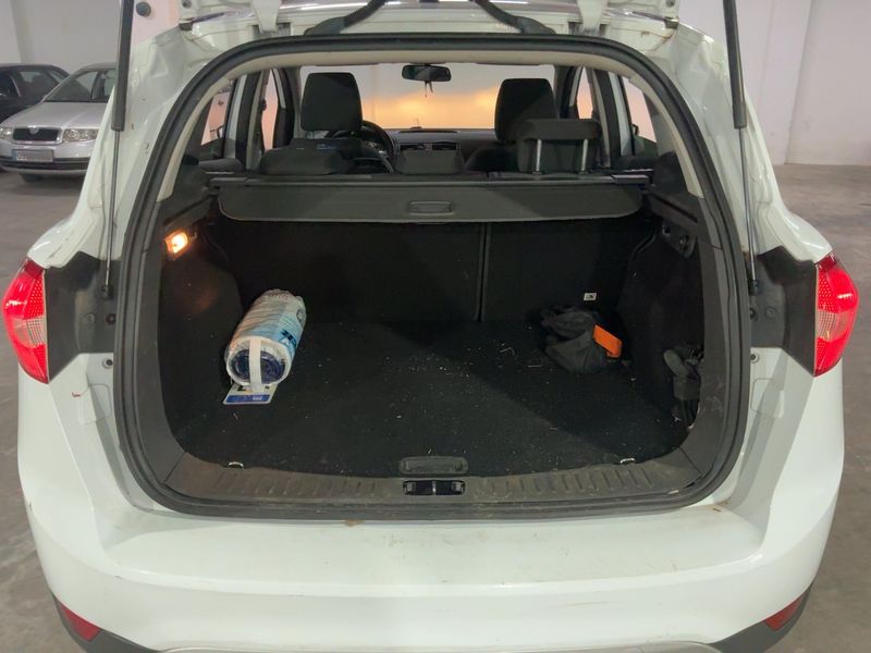 Ford Kuga 2.0 TDCi Trend 2011 – снимка 15