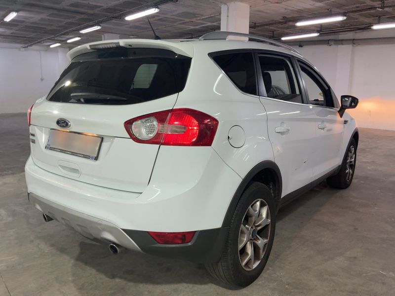 Ford Kuga 2.0 TDCi Trend 2011 – снимка 8