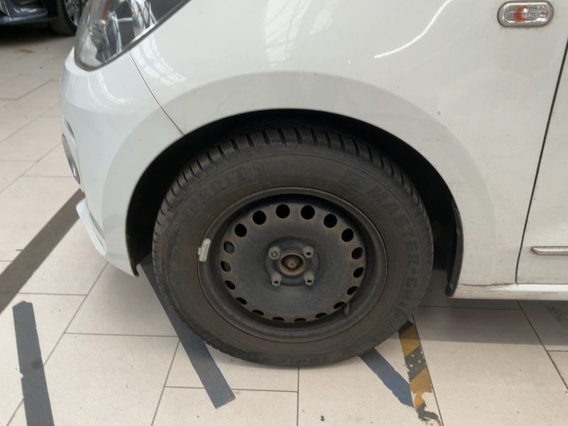 Volkswagen up! 1.0 White up! 2013 – снимка 3