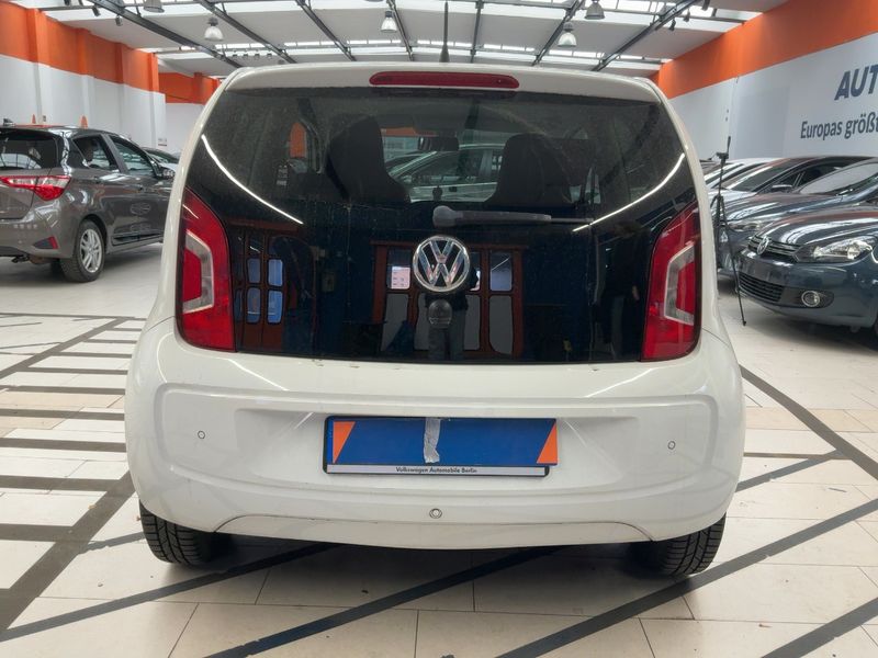 Volkswagen up! 1.0 White up! 2013 – снимка 15