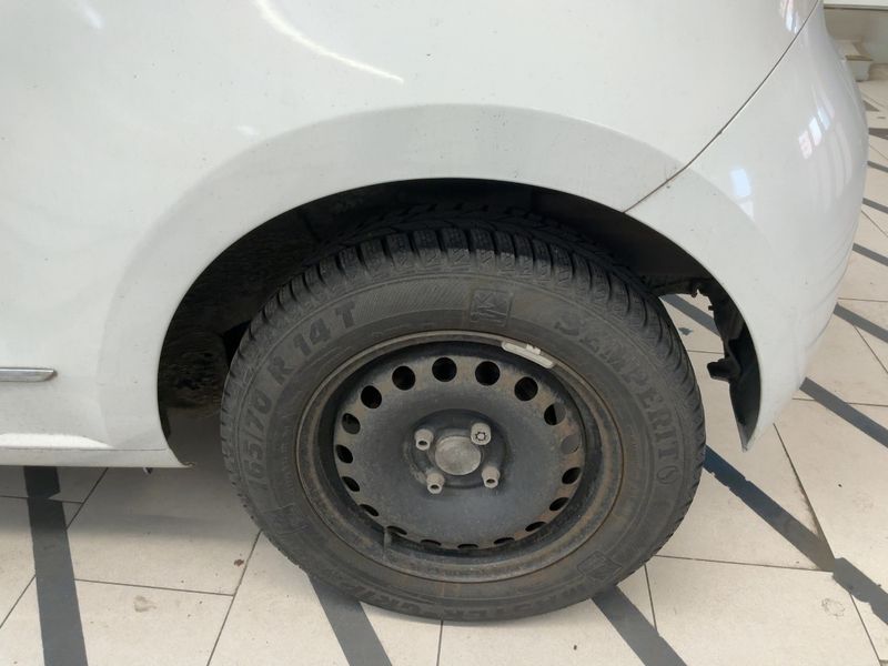 Volkswagen up! 1.0 White up! 2013 – снимка 5