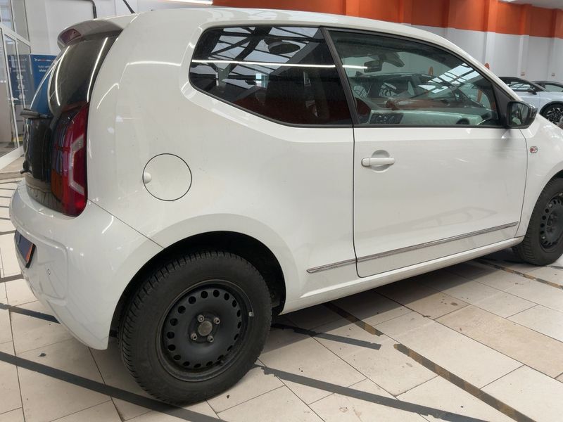 Volkswagen up! 1.0 White up! 2013 – снимка 8