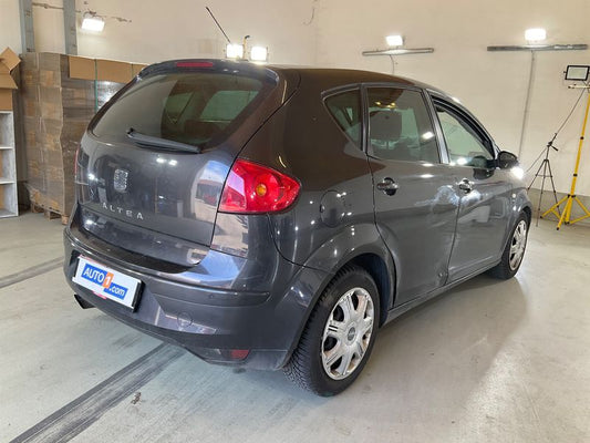Seat Altea 2.0 TDI Stylance / Style 2005 – снимка 2