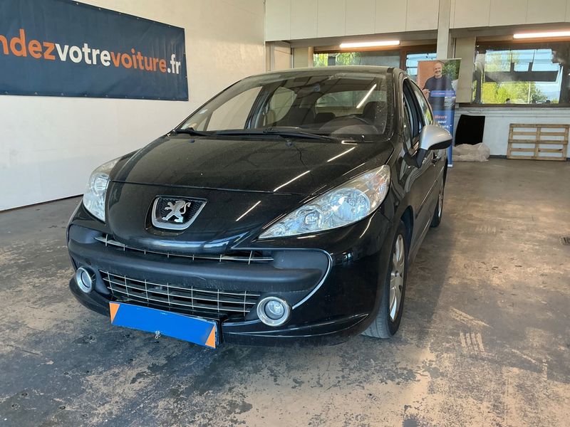 Peugeot 207 1.6 HDi Premium Pack 2007 – снимка 1