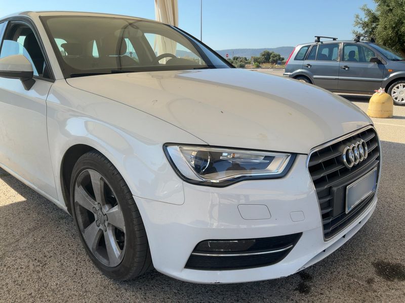 Audi A3 Sportback 1.6 TDI Ambition 2015 – снимка 12