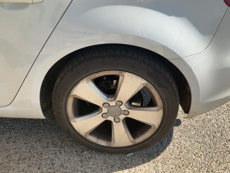 Audi A3 Sportback 1.6 TDI Ambition 2015 – снимка 5