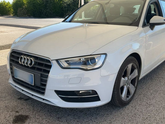 Audi A3 Sportback 1.6 TDI Ambition 2015 – снимка 2