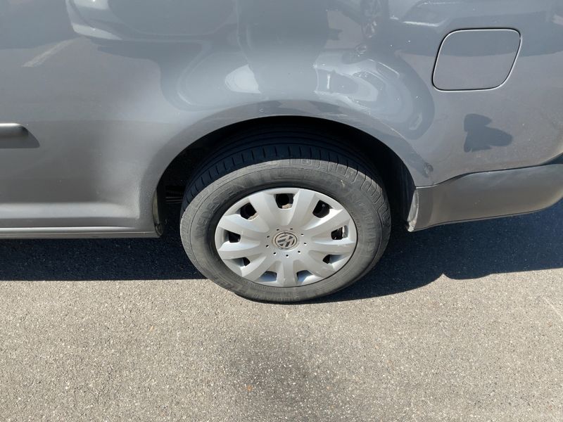 Volkswagen Caddy 1.6 TDI Maxi Startline 2013 – снимка 5
