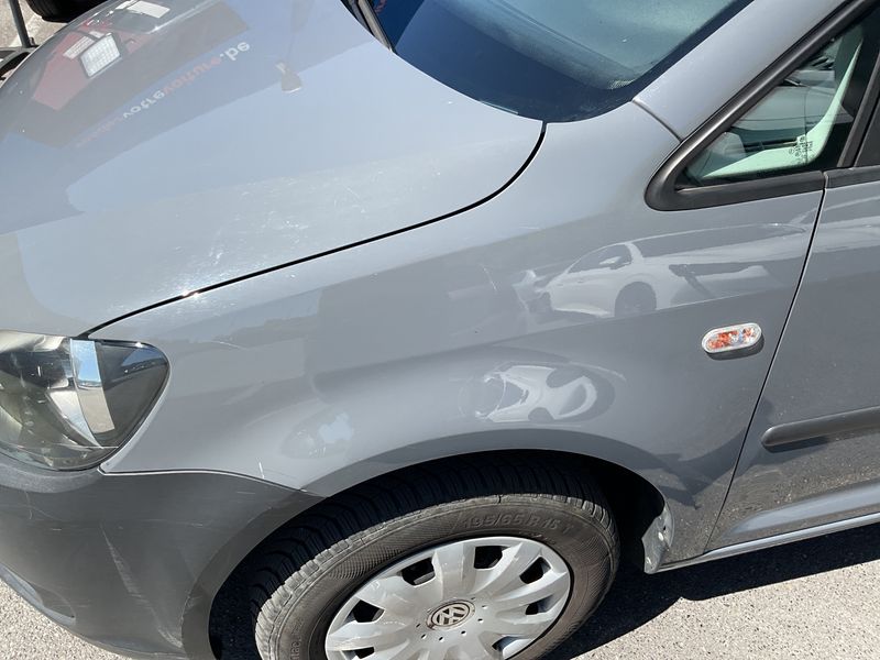 Volkswagen Caddy 1.6 TDI Maxi Startline 2013 – снимка 35
