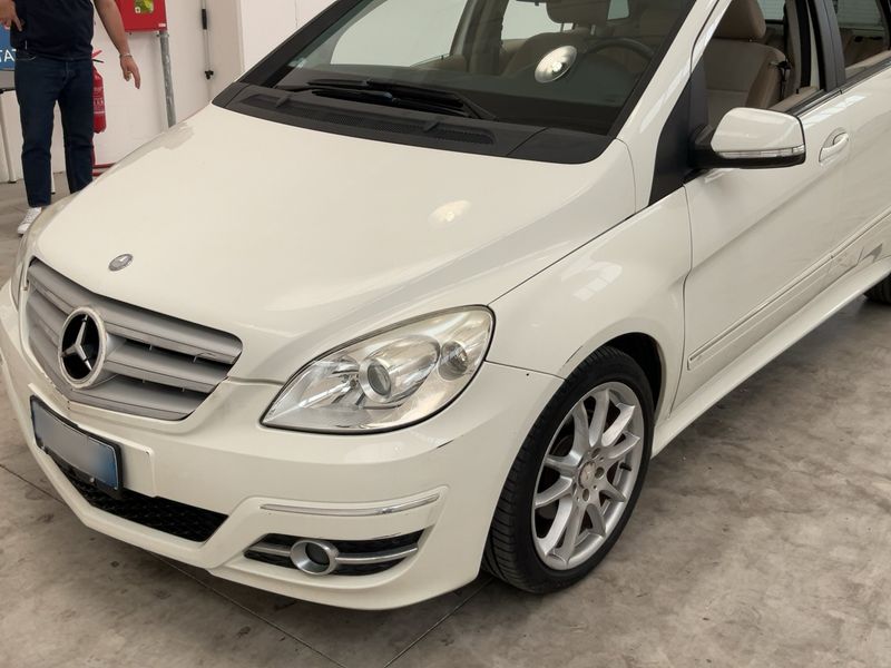 Mercedes-Benz B-Klasse B 160 2010 – снимка 2