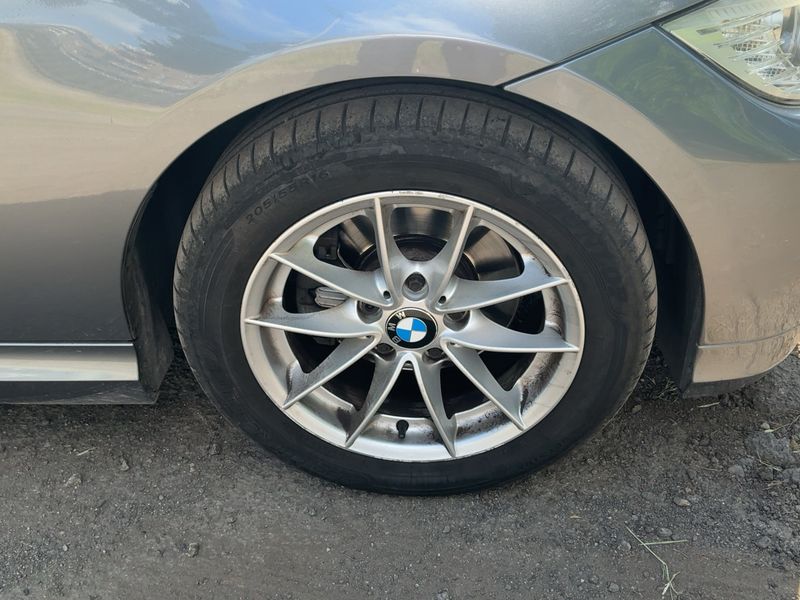 BMW 3er 316d 2011 – снимка 11