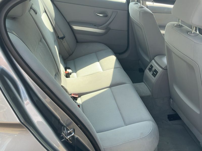 BMW 3er 316d 2011 – снимка 19