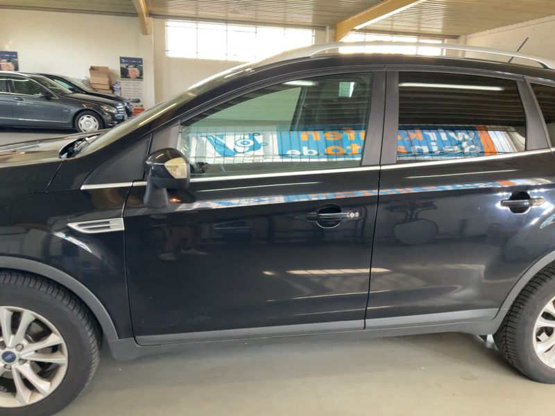 Ford Kuga 2.0 TDCi Titanium 2011 – снимка 4