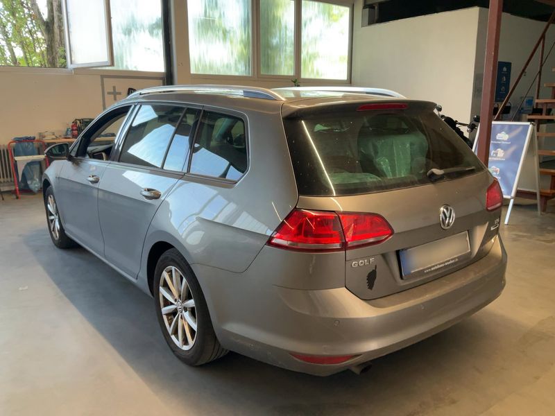 Volkswagen Golf VII 1.2 TSI Lounge BlueMotion Tech 2015 – снимка 6
