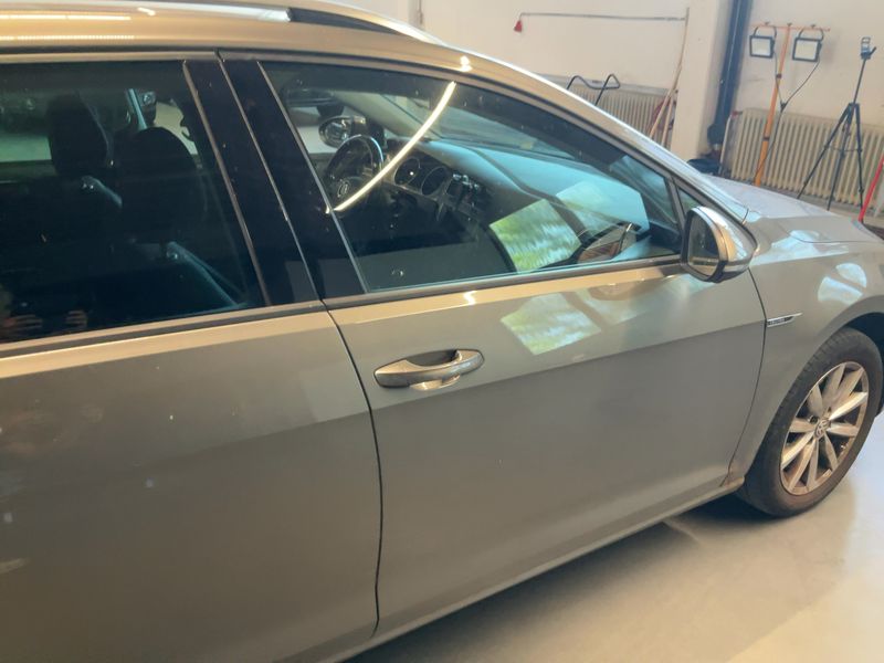Volkswagen Golf VII 1.2 TSI Lounge BlueMotion Tech 2015 – снимка 10