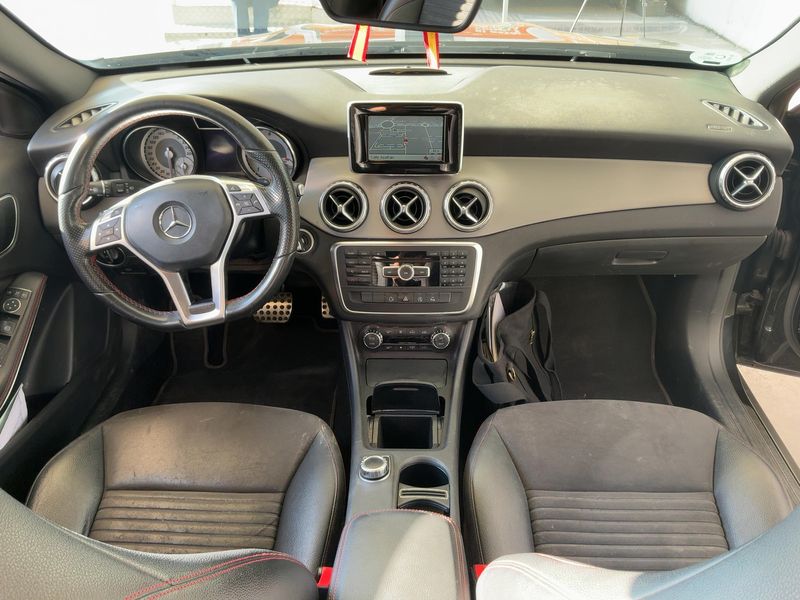 Mercedes-Benz GLA-Klasse GLA 200 d AMG Line 2015 – снимка 17