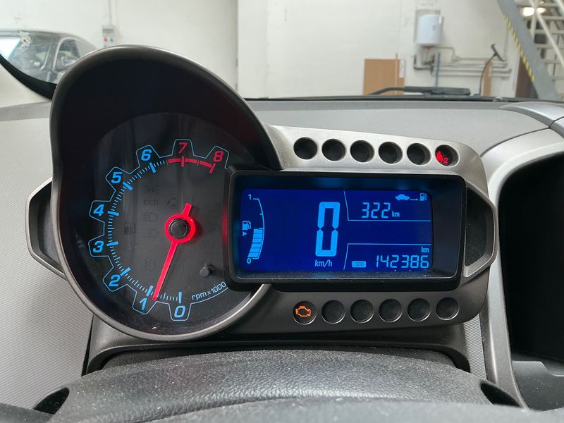 Chevrolet Aveo 1.2 LT 2011 – снимка 18