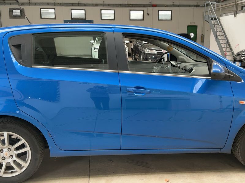 Chevrolet Aveo 1.2 LT 2011 – снимка 10