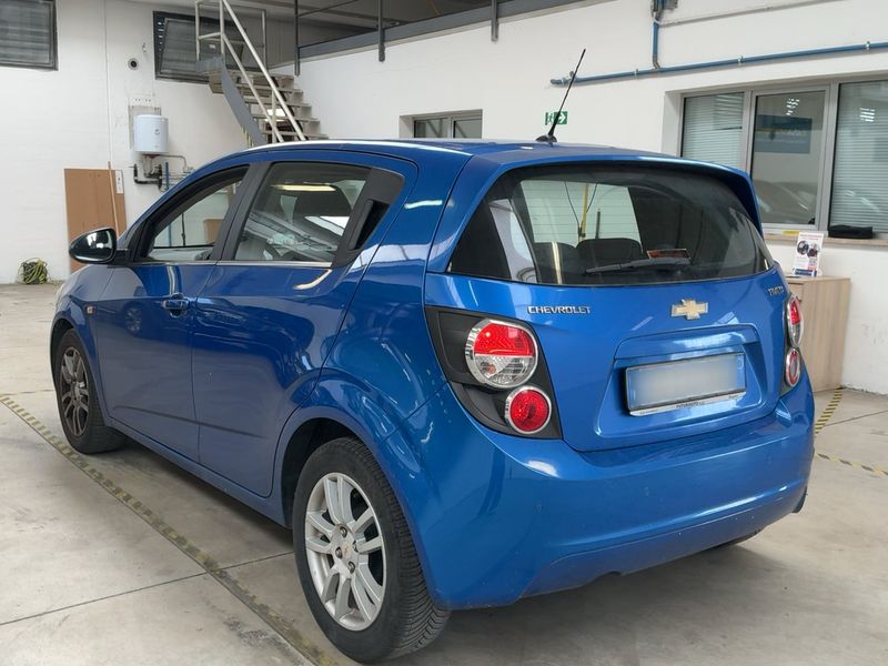 Chevrolet Aveo 1.2 LT 2011 – снимка 6