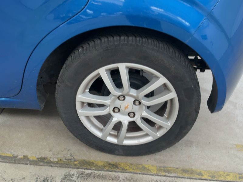 Chevrolet Aveo 1.2 LT 2011 – снимка 5