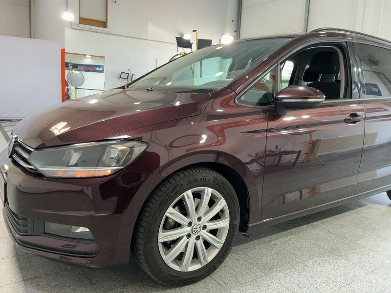 Volkswagen Touran 2.0 TDI Comfortline BlueMotion Tech 2017 – снимка 2