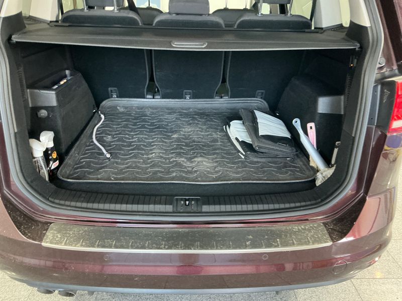 Volkswagen Touran 2.0 TDI Comfortline BlueMotion Tech 2017 – снимка 33
