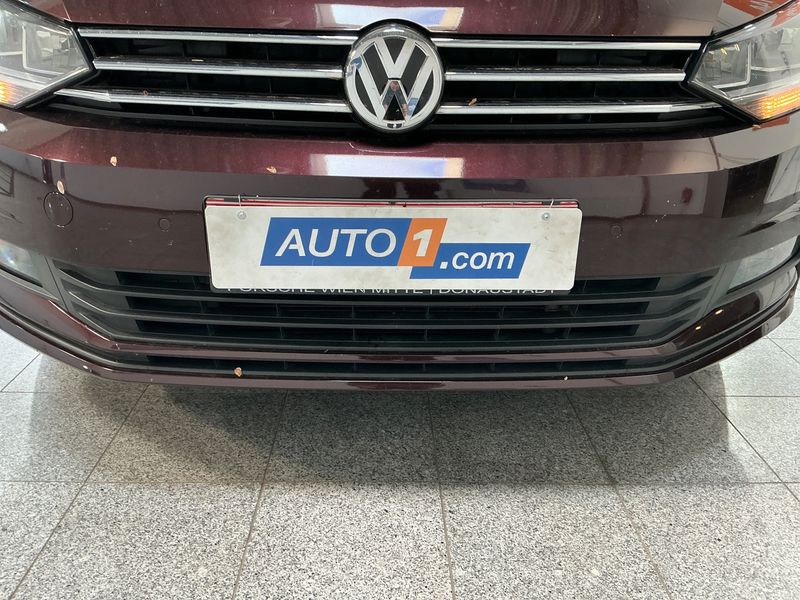 Volkswagen Touran 2.0 TDI Comfortline BlueMotion Tech 2017 – снимка 35