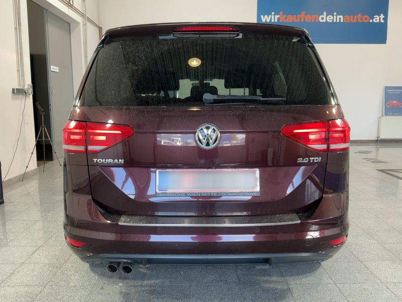 Volkswagen Touran 2.0 TDI Comfortline BlueMotion Tech 2017 – снимка 7