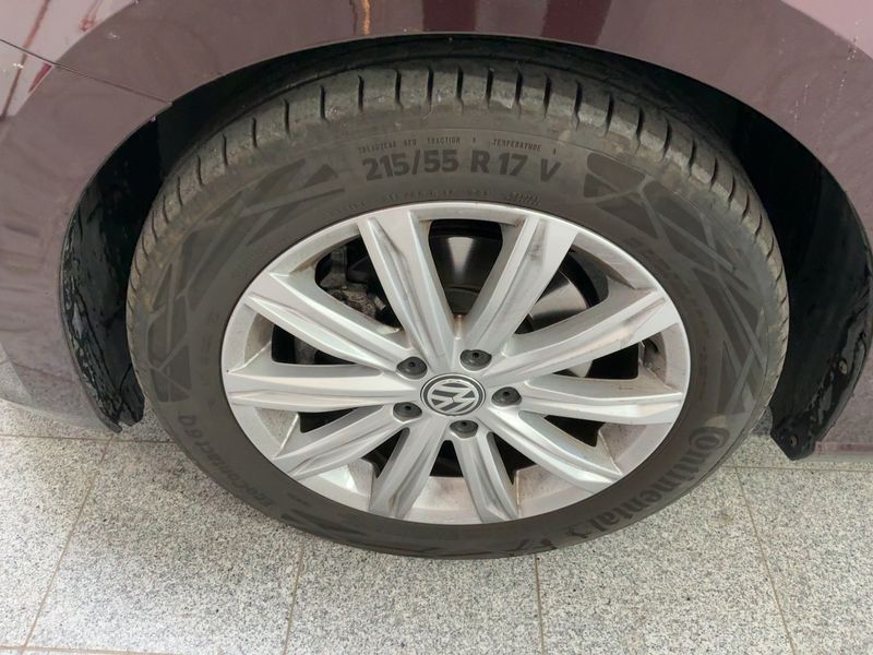 Volkswagen Touran 2.0 TDI Comfortline BlueMotion Tech 2017 – снимка 3