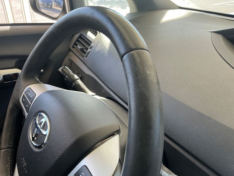 Toyota Verso 2.0 D-4D Advance 2011 – снимка 26