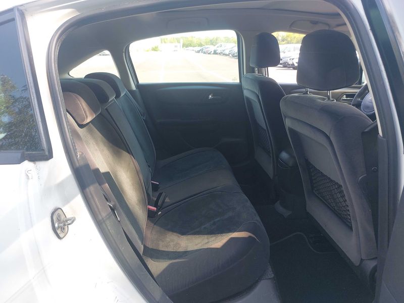 Citroen C4 1.6 HDi Exclusive 2010 – снимка 13