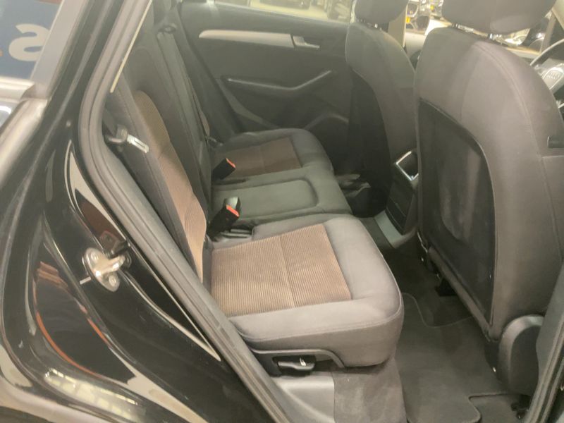 Audi Q5 2.0 TFSI quattro 2009 – снимка 19