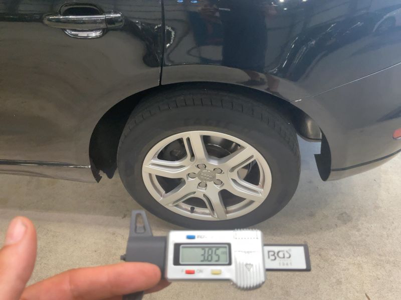 Audi Q5 2.0 TFSI quattro 2009 – снимка 5