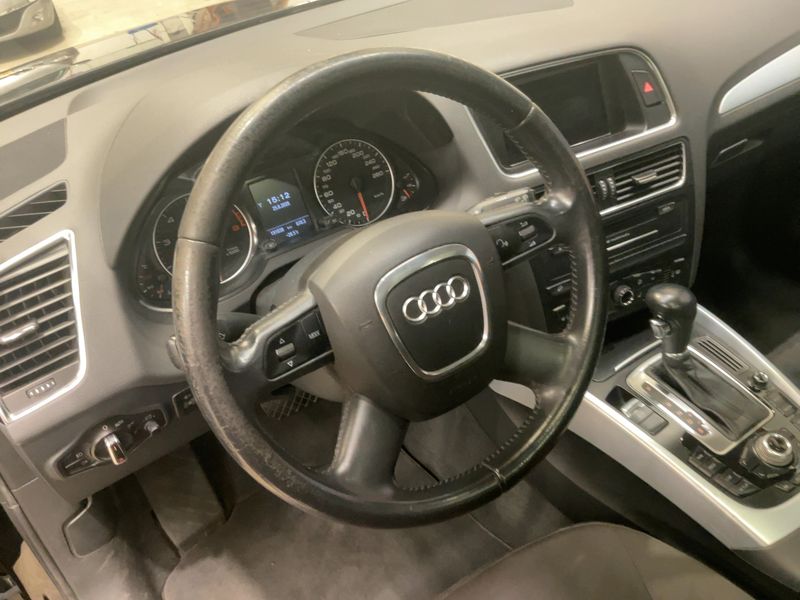 Audi Q5 2.0 TFSI quattro 2009 – снимка 18