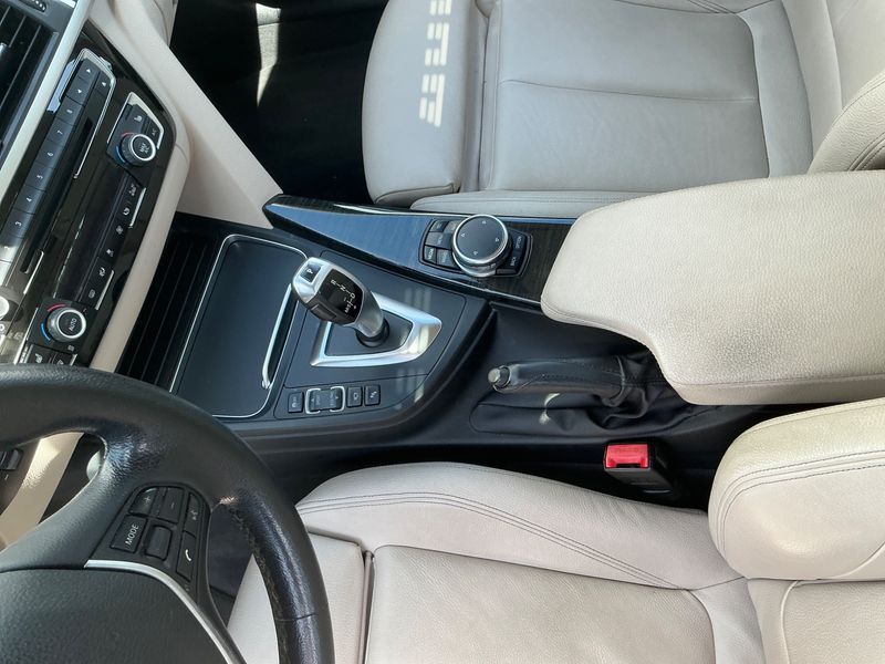 BMW 3er 330i xDrive Luxury Line 2016 – снимка 24