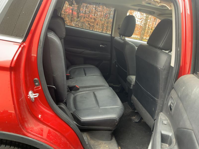 Mitsubishi Outlander 2.2 DI-D Intense 4WD 2015 – снимка 19